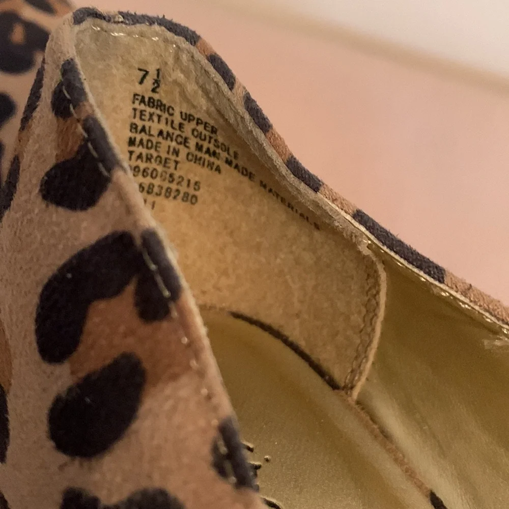 MOSSIMO Leopard Animal Print 5 1/2” Platform Pumps - Picture 5 of 6